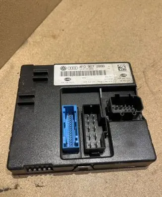 Audi A6 S6 C6 4F Light module LCM 4F0907289G 5DK00876221 4F0910289G
