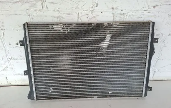 Audi A3 S3 8P Coolant radiator 2002112