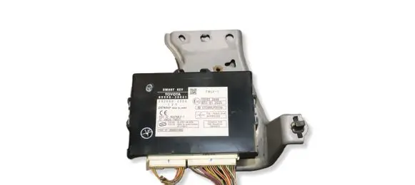 Lexus GS 300 350 430 450H Door central lock control unit/module 8999030041 2325002300 2004DJ1455