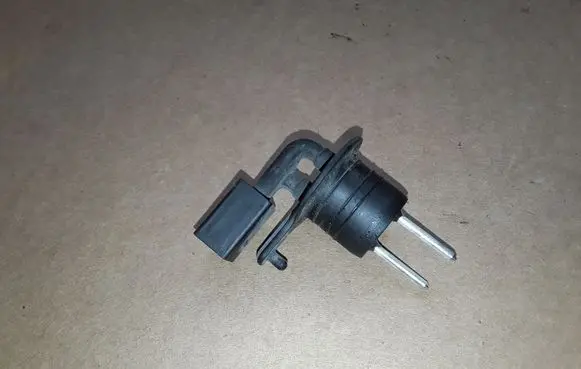 Mercedes-Benz C W204 Windshield washer fluid level sensor NOCODE