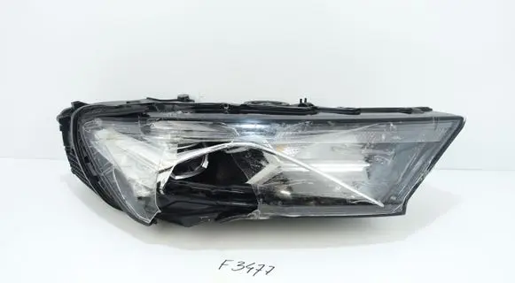 Audi Q7 4M Headlight/headlamp 4M0941012C