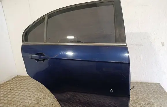 Chevrolet Epica Rear door 