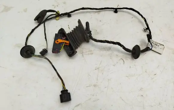 Skoda Fabia Mk2 (5J) Front door wiring loom 5J0120FD