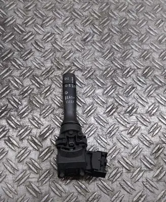 Toyota Yaris Wiper control stalk