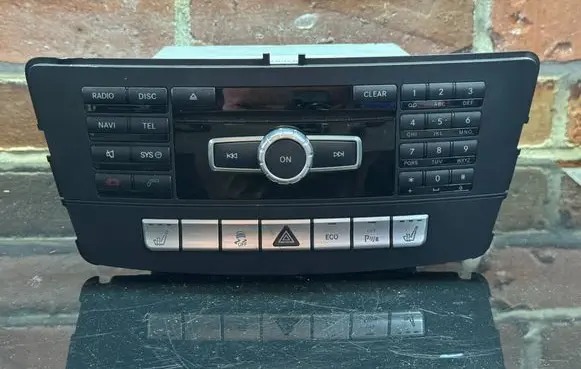 Mercedes-Benz ML W166 Radio/CD/DVD/GPS head unit A1669002511 A2129025008