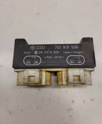 Coolant fan relay