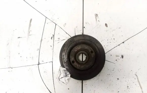 Toyota Avensis T250 Crankshaft pulley