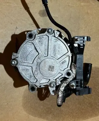 Audi A4 S4 B9 Vacuum pump 06n145100g 2.0tfsi N145100