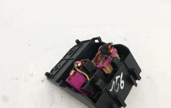 Audi A6 S6 C6 4F Relay mounting block 4F1937503