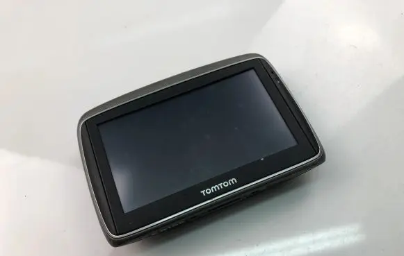 Peugeot 208 Screen/display/small screen W73180K01379