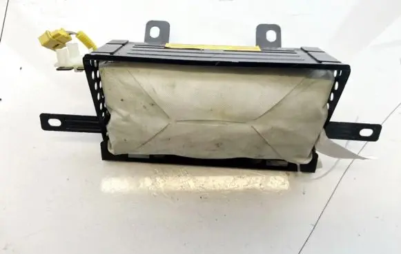 Hyundai Trajet Passenger airbag
