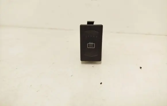 Volkswagen PASSAT B5 Windscreen/window heater switch 3B0959621C