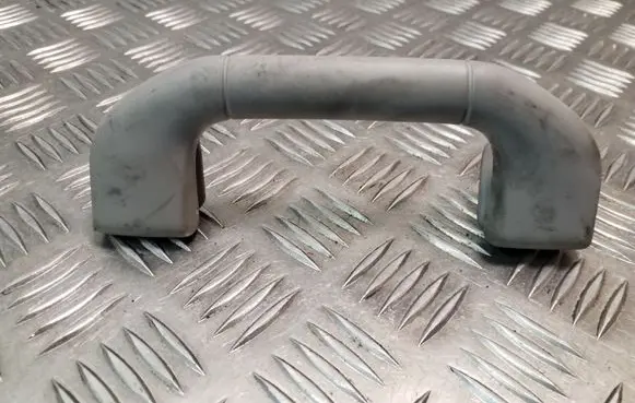 Mercedes-Benz E W212 Front interior roof grab handle A2048100051