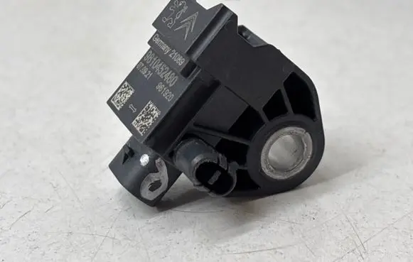 Peugeot 5008 II Airbag deployment crash/impact sensor 9810452480 961920 21089