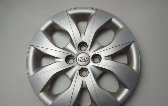 Hyundai i20 (GB IB) R15 wheel hub/cap/trim 52960C8001