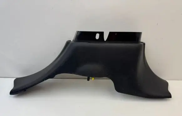Land Rover Range Rover L405 (B) pillar trim (bottom) CPLA31056A
