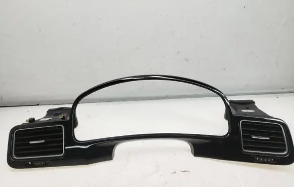 Volkswagen Touareg II Dashboard trim 7P1857189B 6709401 7P1819728A