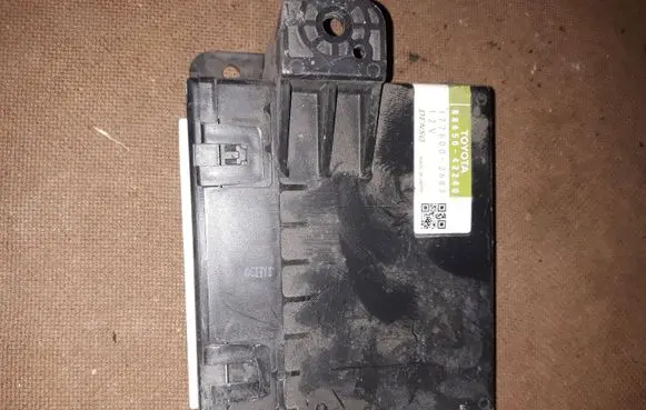 Toyota RAV 4 (XA30) Air conditioner control unit module 8865042240