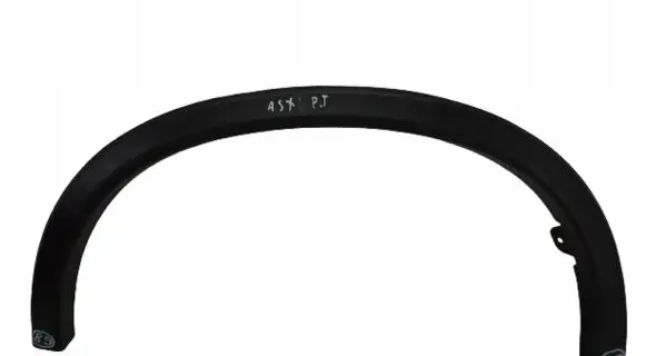 Mitsubishi Outlander Rear arch trim 5228A326