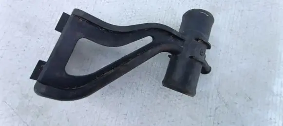Toyota Avensis T250 Engine coolant pipe/hose 922735