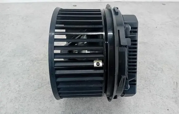 Ford Focus Heater fan/blower 68SKV133