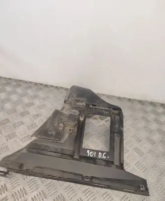 Volvo XC70 Rear bumper mounting bracket 8648150