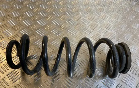 Opel Astra K Rear coil spring 24581605