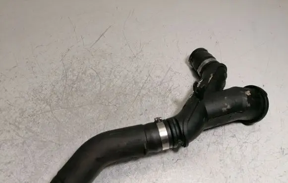 Peugeot 307 Oil fill pipe 9638323780