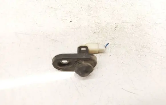 Toyota Avensis Verso Front door sensor