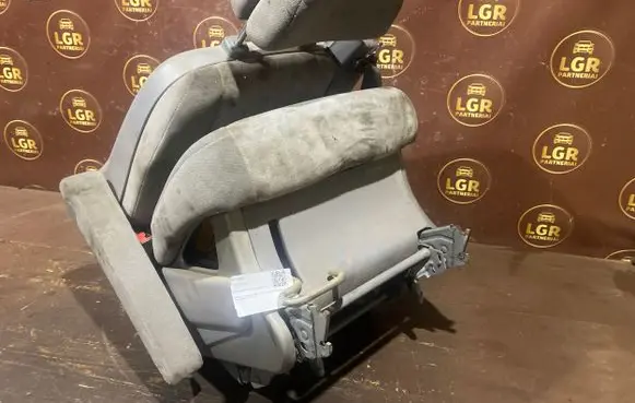 Rear seat