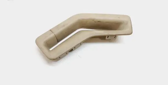 Volvo V70 Seat belt trim 