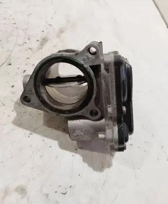 Renault Megane III Throttle valve 8200754913 331909271