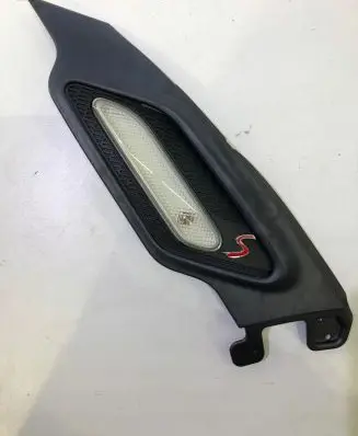 Mini Cooper Countryman R60 Front door trim (molding) 9803127