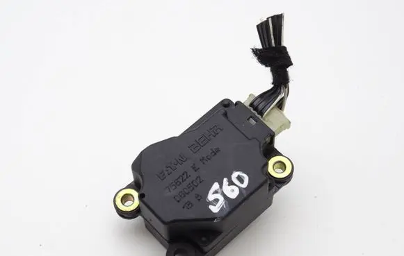 Volvo S60 Air flap motor/actuator 75622E