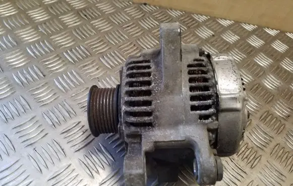 Toyota RAV 4 (XA20) Generator/alternator 2706028110 1022112120