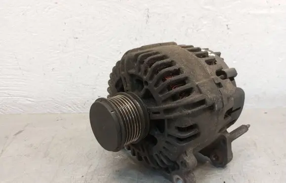 Volkswagen Golf V Generator/alternator 06F903023C 2542695G 107402028