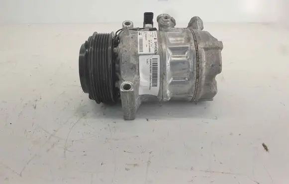 Mercedes-Benz C W205 Air conditioning (A/C) compressor (pump) A0008303801