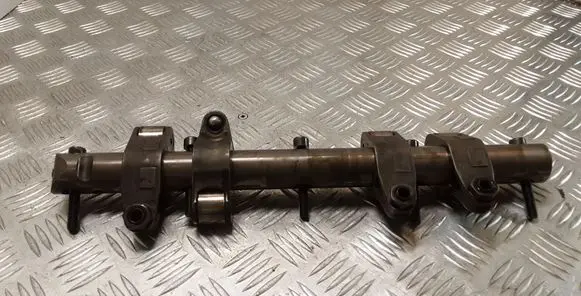 Volkswagen PASSAT B6 Camshaft 