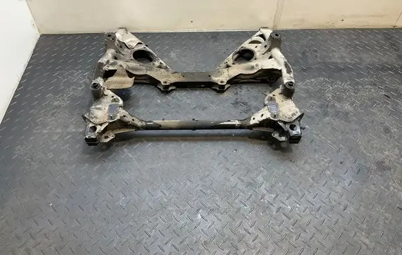 BMW 3 F30 F35 F31 Front subframe 6872118