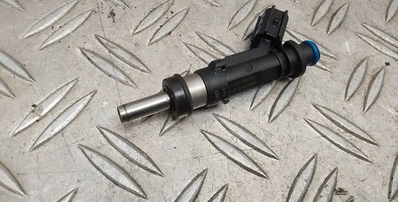 Fuel injector