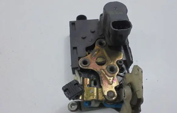 Alfa Romeo 156 Front door lock
