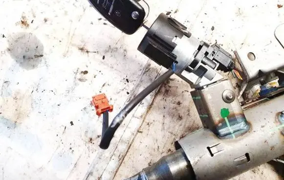 Peugeot 308 Ignition lock 9663123280 36410600