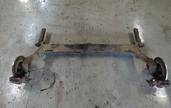 Renault Scenic I Rear axle beam 