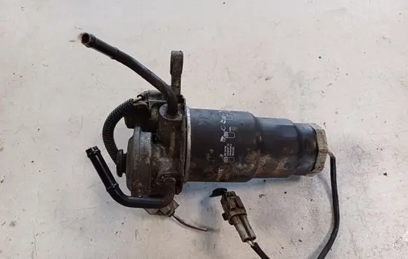 Toyota Yaris Fuel filter bracket/mount holder 