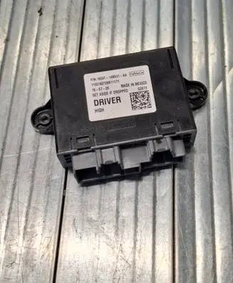 Ford Fusion II Door control unit/module HG9T14B531AA 1133160726R11171