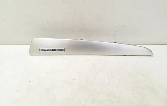 Audi Q5 SQ5 Dashboard glove box trim 8R2853189