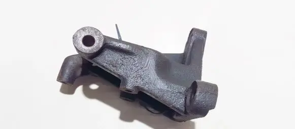 KIA Sportage Engine mounting bracket