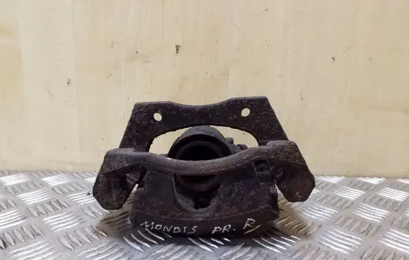 Ford Mondeo Mk III Front brake caliper