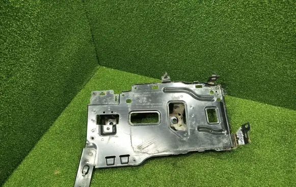 Toyota Proace Battery tray 9815288480 9815411580 981528858000