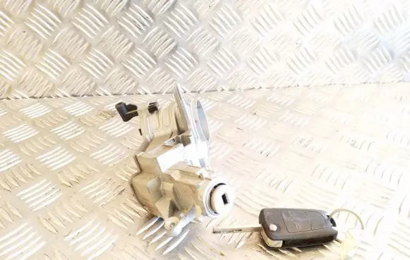 Opel Astra H Ignition lock N0501882 2421430 33666A104A